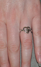 Load image into Gallery viewer, Heart-shaped 14KW gold Ring with diamond

