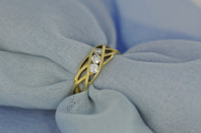 Load image into Gallery viewer, Willow Diamond Ring
