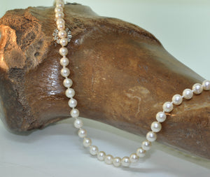 32 inch pearl strand
