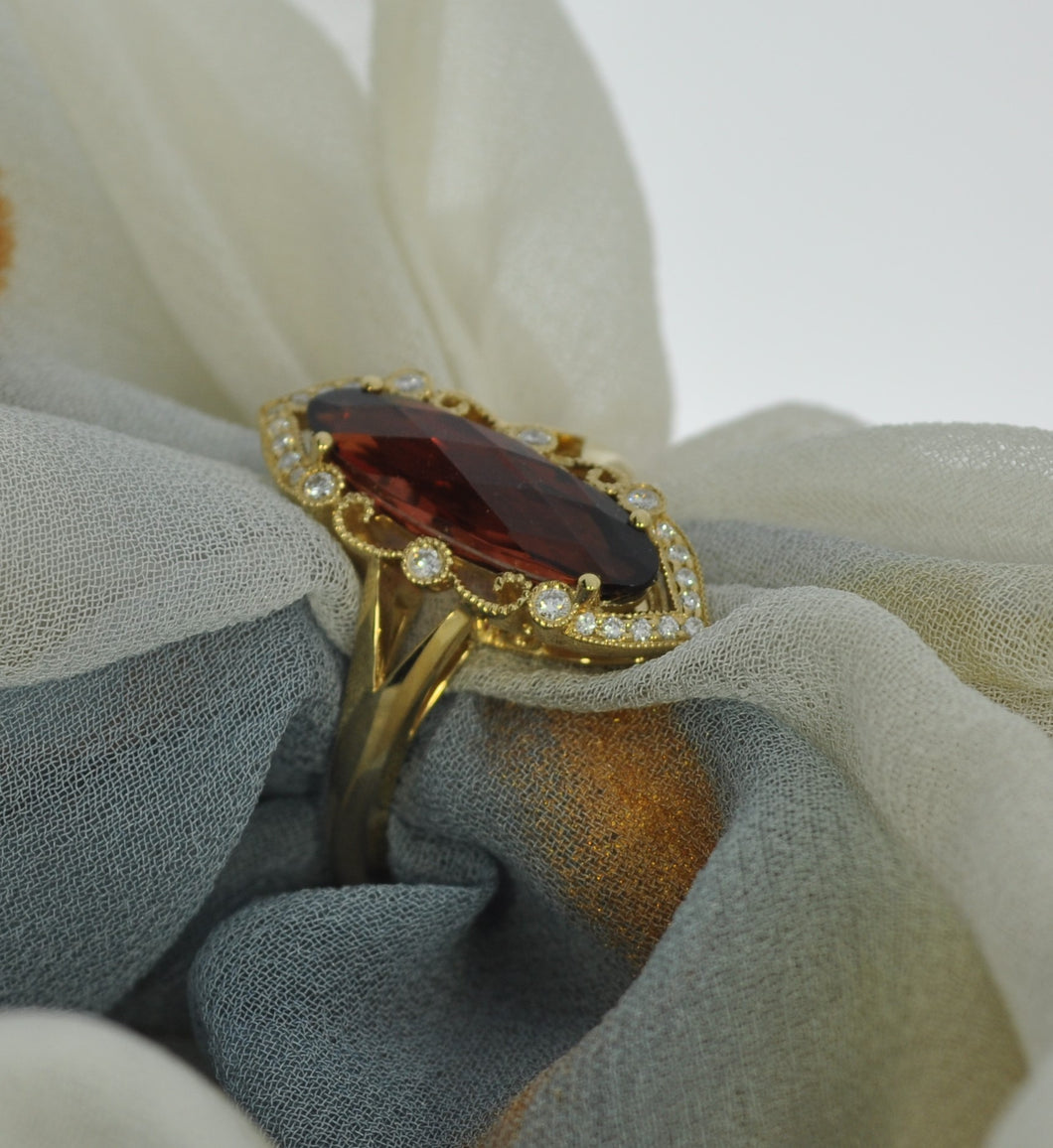 2.58 carat Marquise-Shaped Garnet Ring