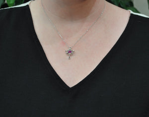 Fan Design Pendant with Pink Sapphire