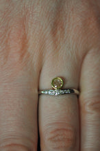 Load image into Gallery viewer, Rose Cut Diamond Ring
