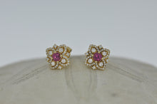 Load image into Gallery viewer, Retro-like Diamond and Ruby Earrings
