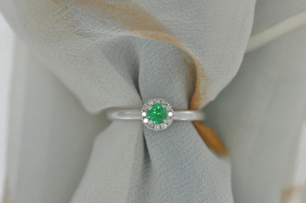 Sweet Emerald With Halo Ring
