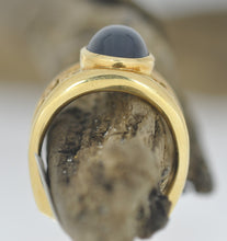 Load image into Gallery viewer, Open Floral Cabochon Sapphire Ring
