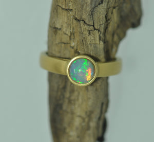 Round Opal in Matte Gold Ring