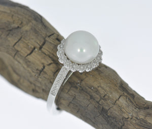 Pearl Ring With Faux Accents