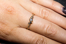 Load image into Gallery viewer, Beautiful Diamond Ring
