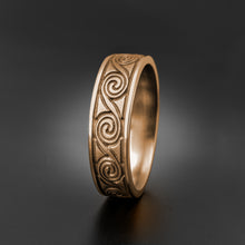 Load image into Gallery viewer, Studio 311 Wide Rolling Moon Wedding Band
